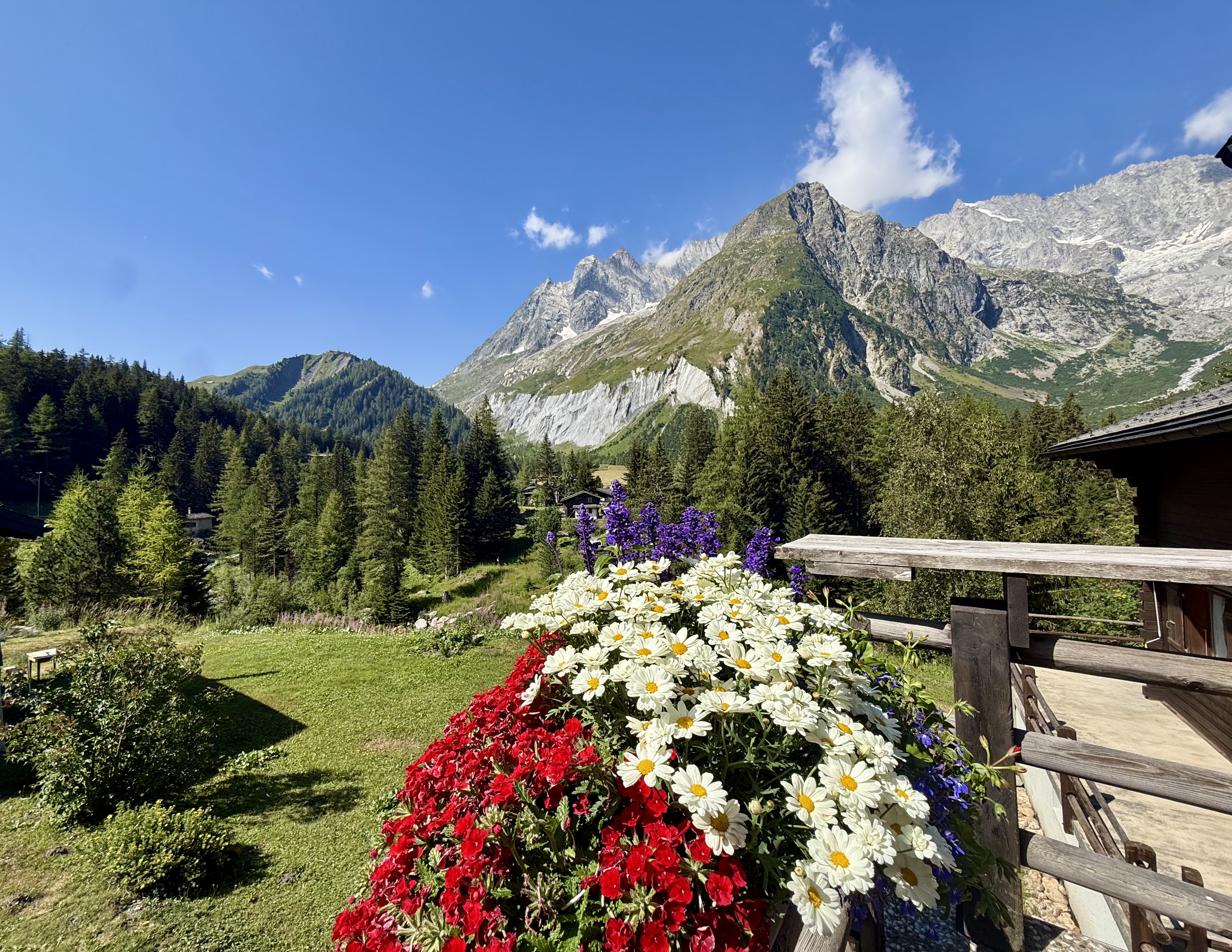 Foto La Fouly Lodge